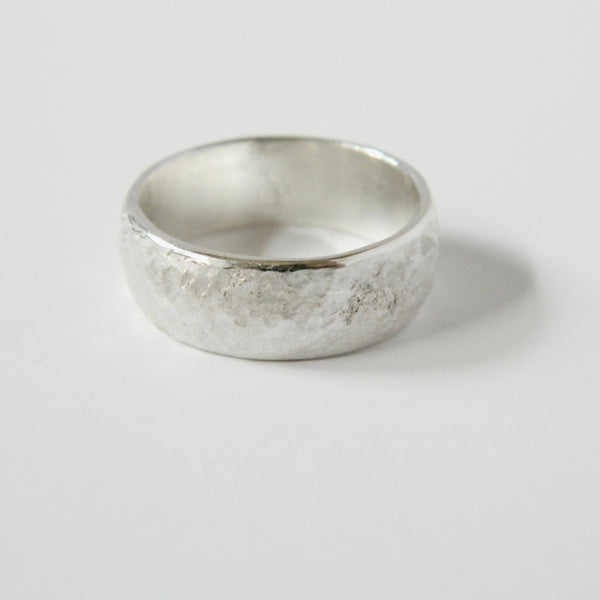 Fine silver or gold domed bands
