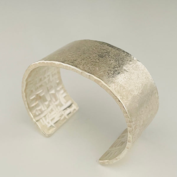 Heavy unisex cuff