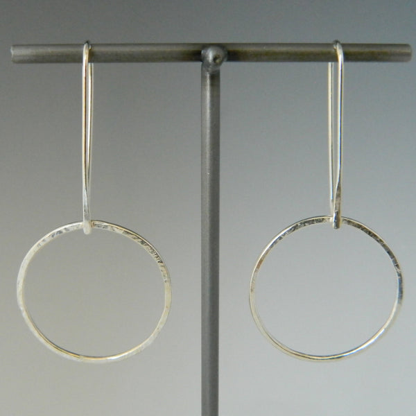 Open square or round earrings